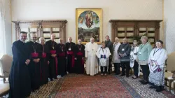 An Inuit delegation from Canada meets Pope Francis at the Vatican, March 28, 2022. Vatican Media.