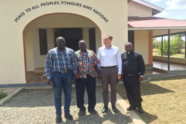 Fr. Emmanuel Chimombo (extreme right), Prof. Klaus Vellguth (next) at Good Shepherd Peace Center, Juba, South Sudan / Fr. Emmanuel Chimombo, AMECEA