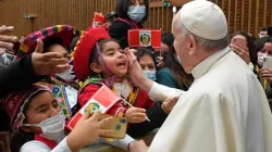 Pope Francis meets a delegation of people who donated the Christmas tree and the nativity scene in St. Peter’s Square and the Paul VI Hall at the Vatican, Dec. 10, 2021. Daniel Ibáñez/CNA.