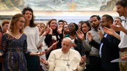 Pope Francis meets with members of Chemin Neuf Politics Fraternity at the Vatican’s Clementine Hall, May 16, 2022. Vatican Media.