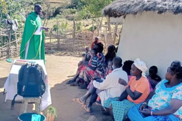 Fr. Amos Kimutai, the parish priest of St. Kizito Catholic Church in the Diocese of Eldoret at a pastoral visit. Credit: Fr. Amos Kimutai