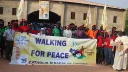 Caption: Section of participants in the "walking for peace" pilgrimage of the Catholic Diocese of Rumbek. Credit: Fr. Eric Wanyonyi Simiyu, SJ/Rumbek